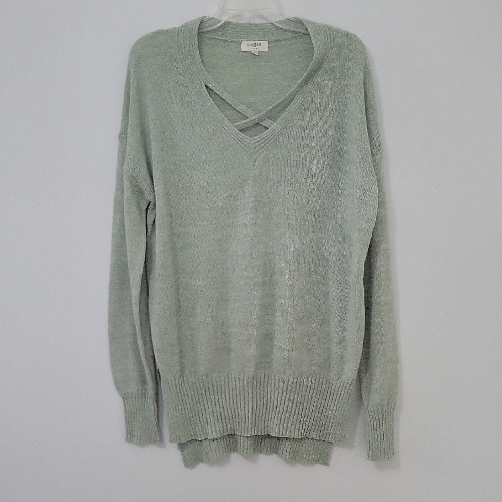 Umgee Sage V-Neck Lighweight Sweater, Size Large